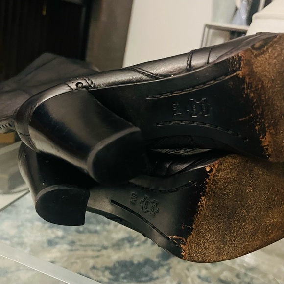 Gorgeous! MICHAEL KORS BOOTS pre owned, great condition, leather - Picture 7 of 7